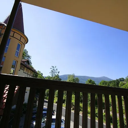 Otel Nowa - 3*