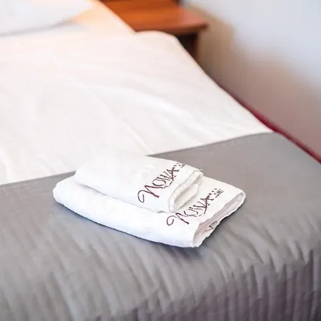 Nowa - Hotel